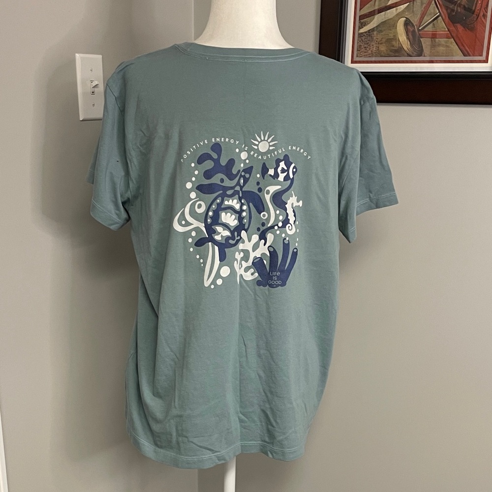 Life is Good Women's Short Sleeve Tshirt Sea turtles ocean coral NWT Size XL
